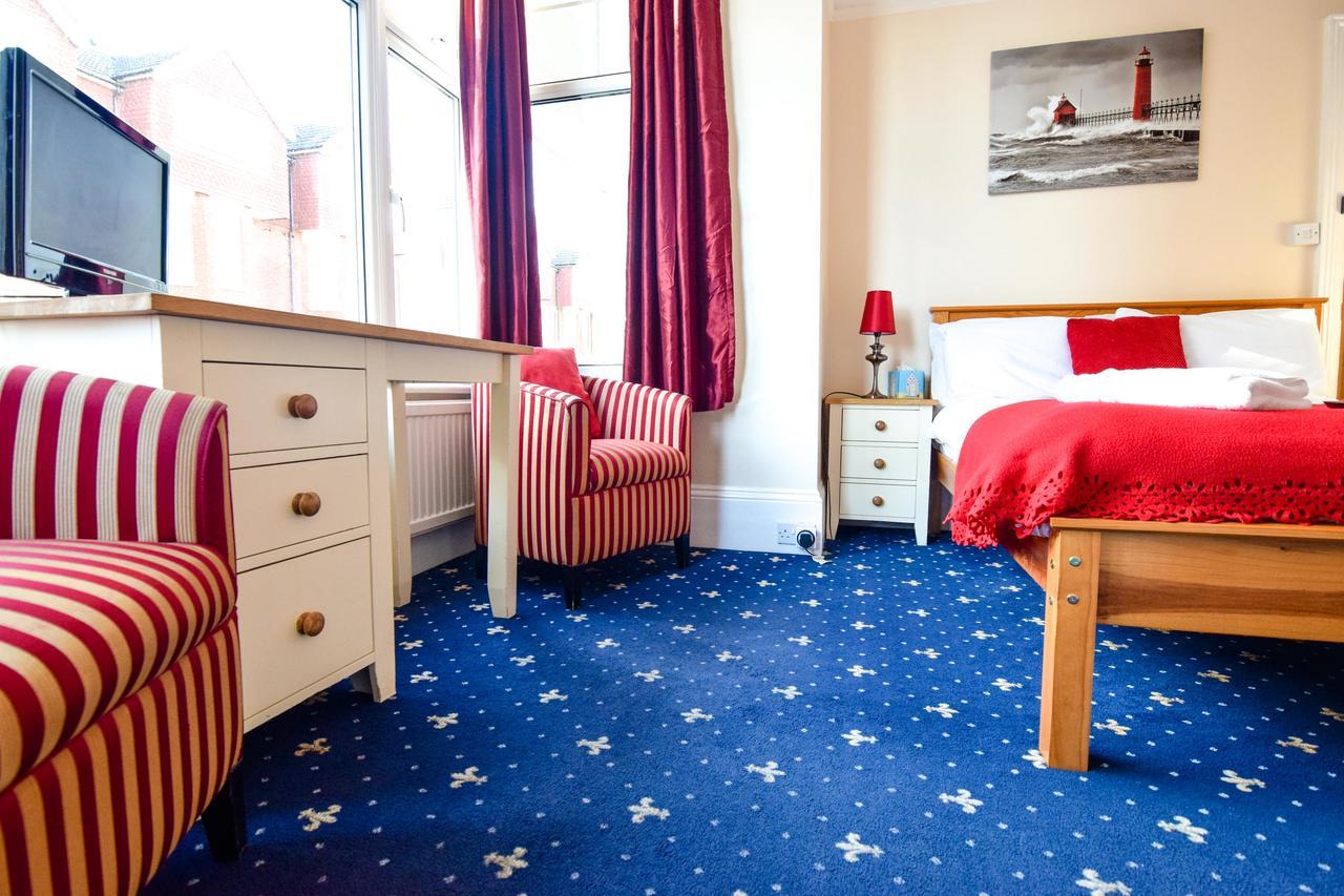 Eastbourne Reymar Bed & Breakfast Екстериор снимка