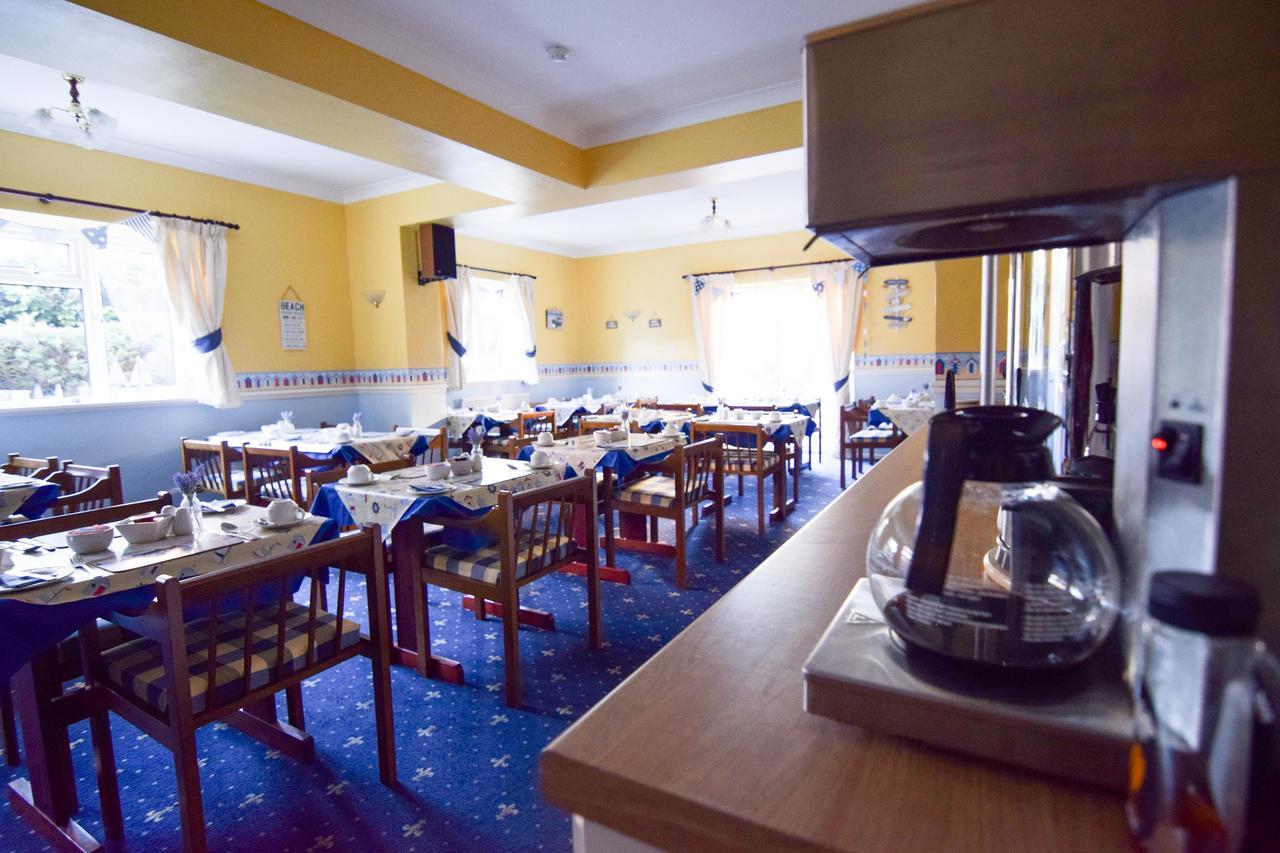 Eastbourne Reymar Bed & Breakfast Екстериор снимка